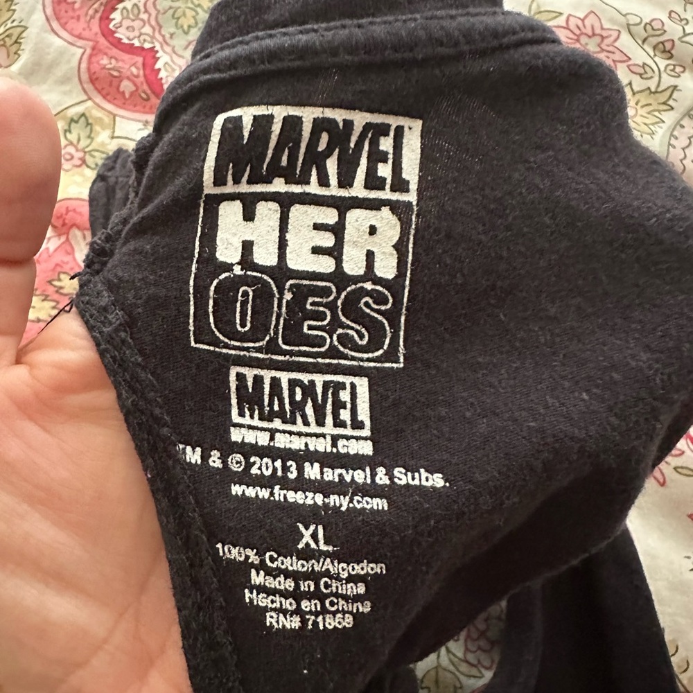 ๐ $5 Marvel Heroes Black Tank Top with Superhero Colorful Faces. - Picture 4 of 5